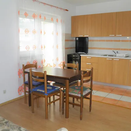 Apartament With Parking Space Baska, Krk - 24181 Baška