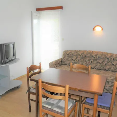 With Parking Space Baska, Krk - 24181 באסקה