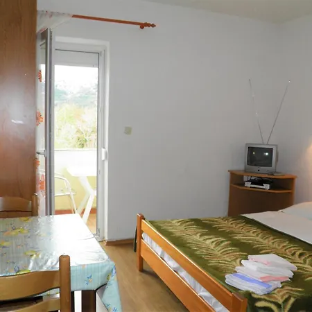 Apartmán With Parking Space Baska, Krk - 24181 Baška